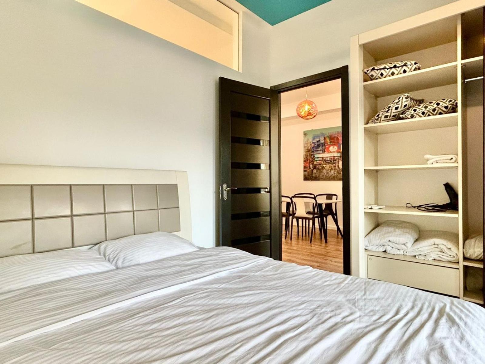 City Center - Next To Holiday Inn -2Br Apartment Tbilissi Extérieur photo