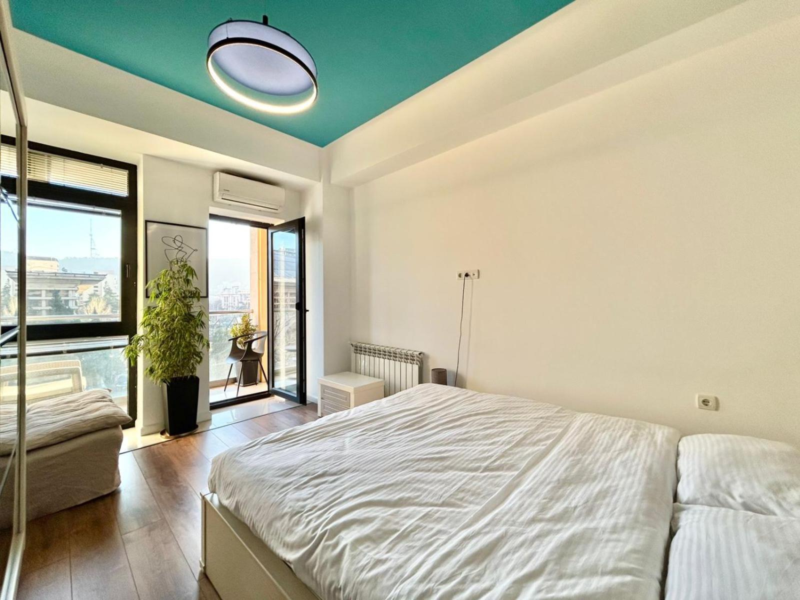 City Center - Next To Holiday Inn -2Br Apartment Tbilissi Extérieur photo