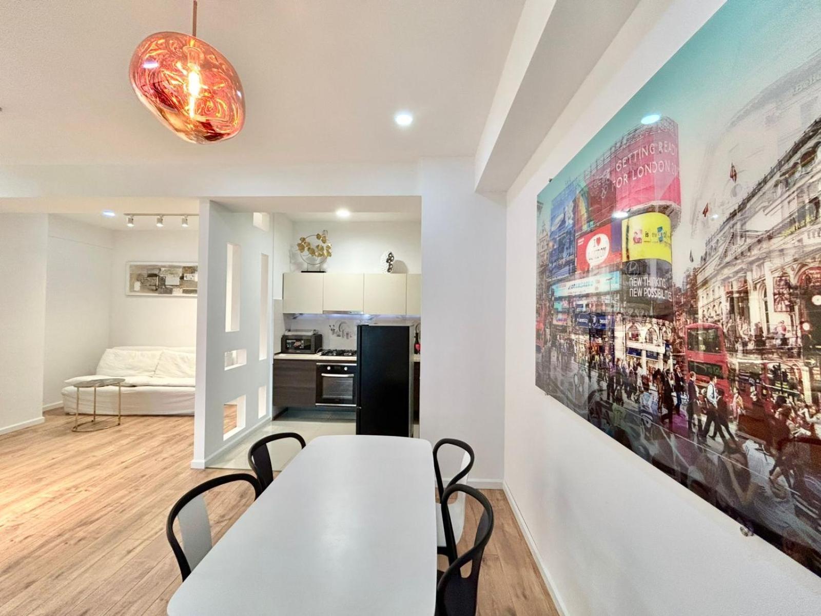 City Center - Next To Holiday Inn -2Br Apartment Tbilissi Extérieur photo