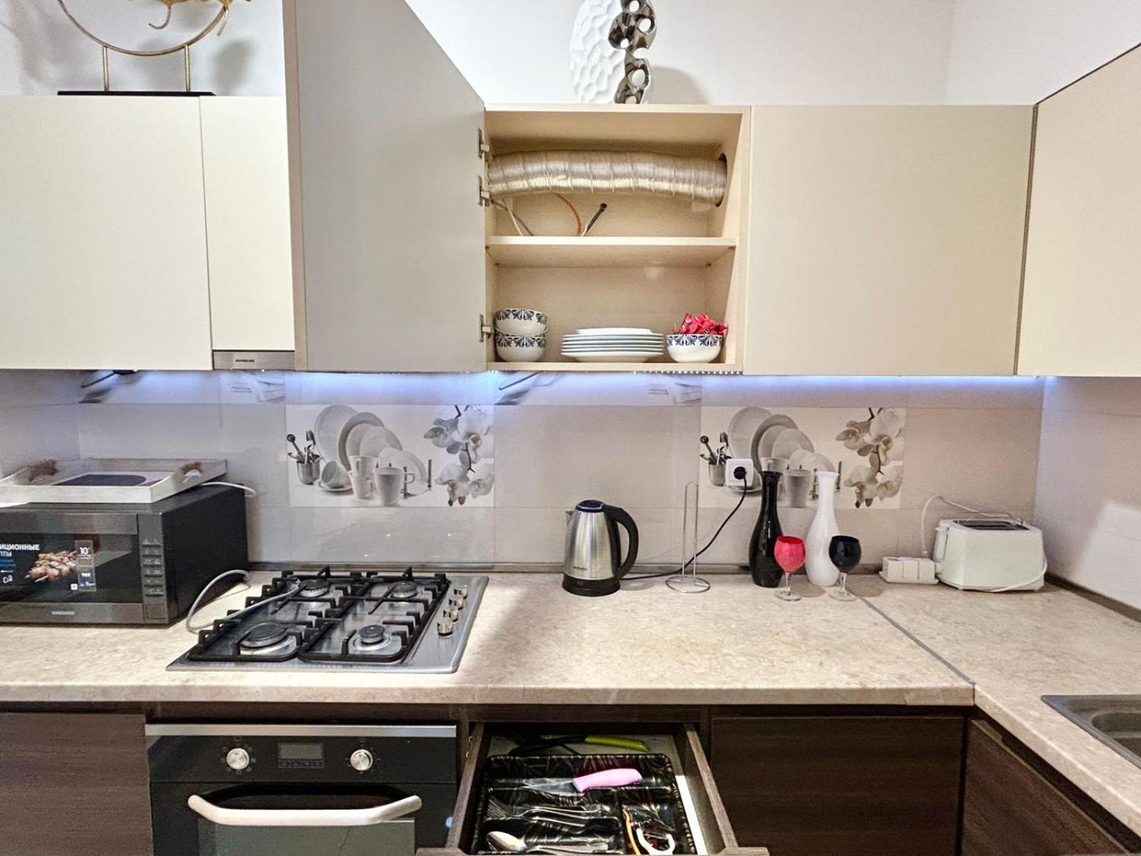 City Center - Next To Holiday Inn -2Br Apartment Tbilissi Extérieur photo