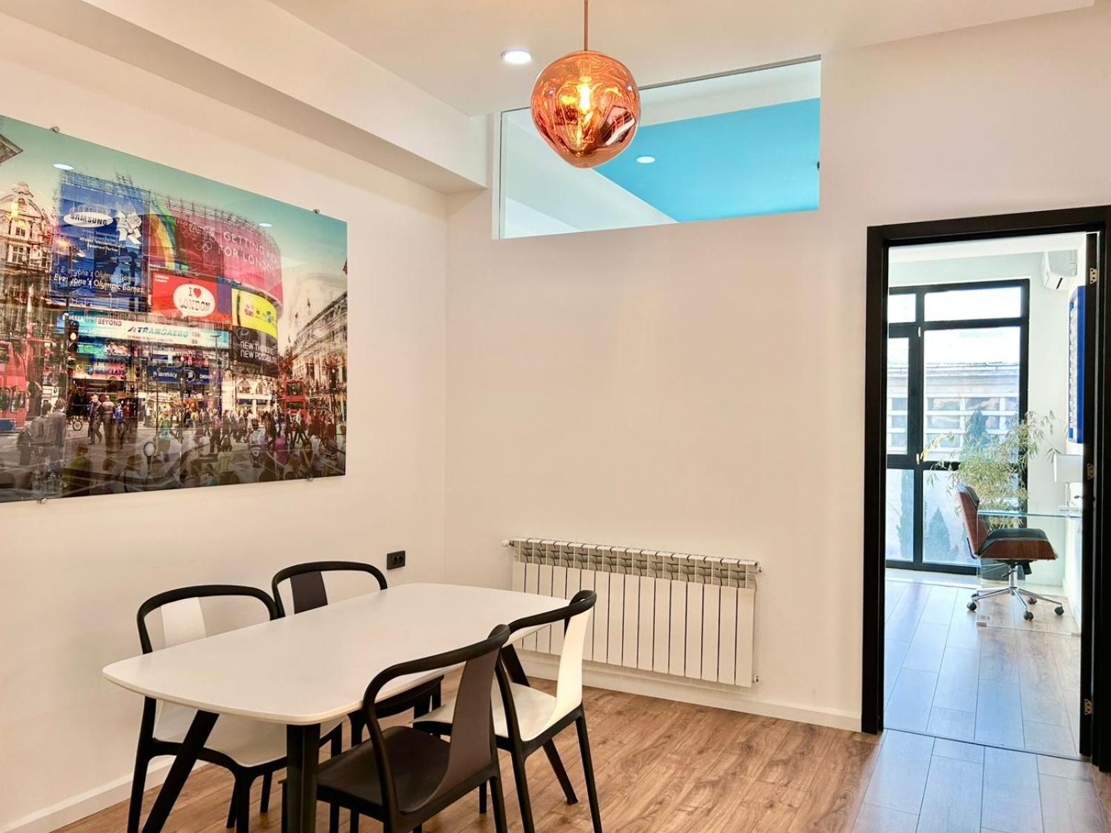 City Center - Next To Holiday Inn -2Br Apartment Tbilissi Extérieur photo