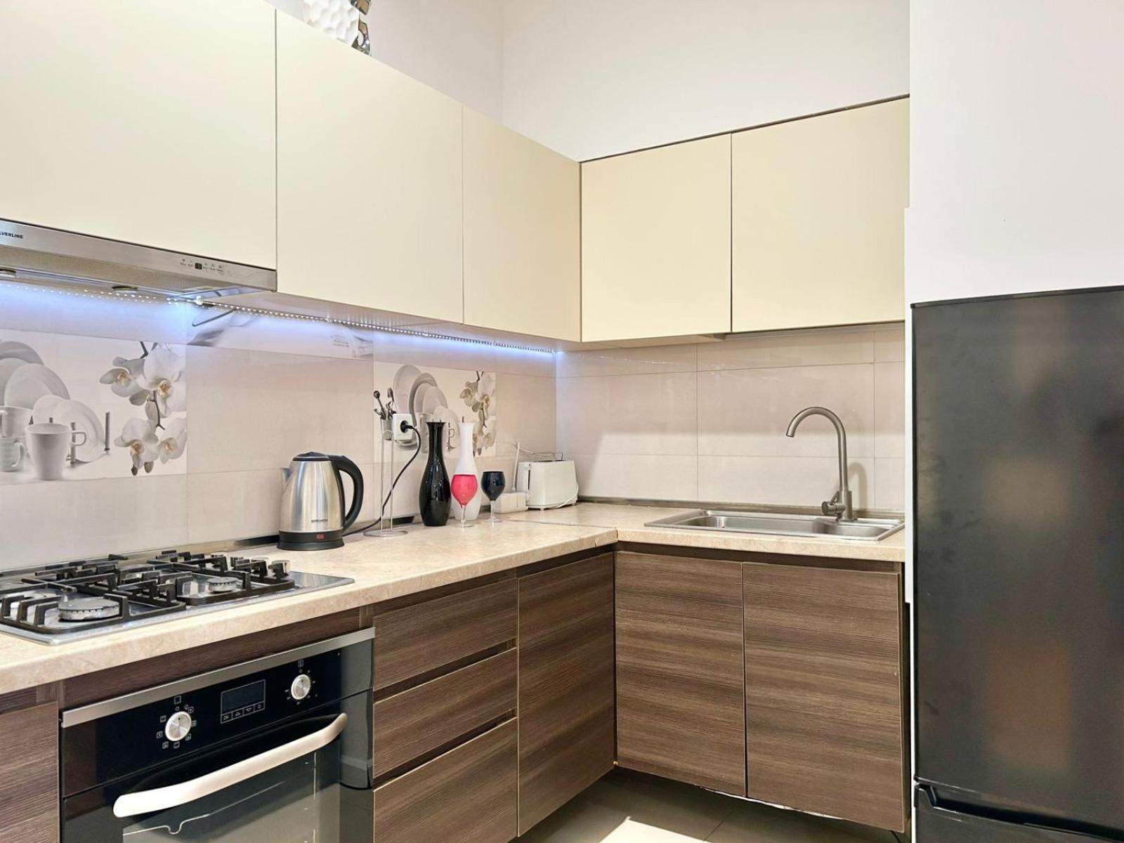 City Center - Next To Holiday Inn -2Br Apartment Tbilissi Extérieur photo