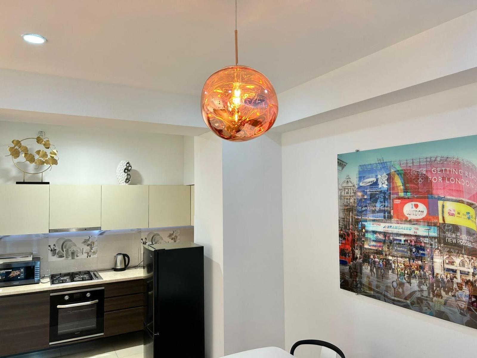 City Center - Next To Holiday Inn -2Br Apartment Tbilissi Extérieur photo