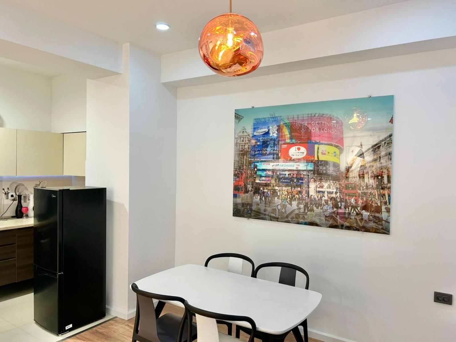 City Center - Next To Holiday Inn -2Br Apartment Tbilissi Extérieur photo